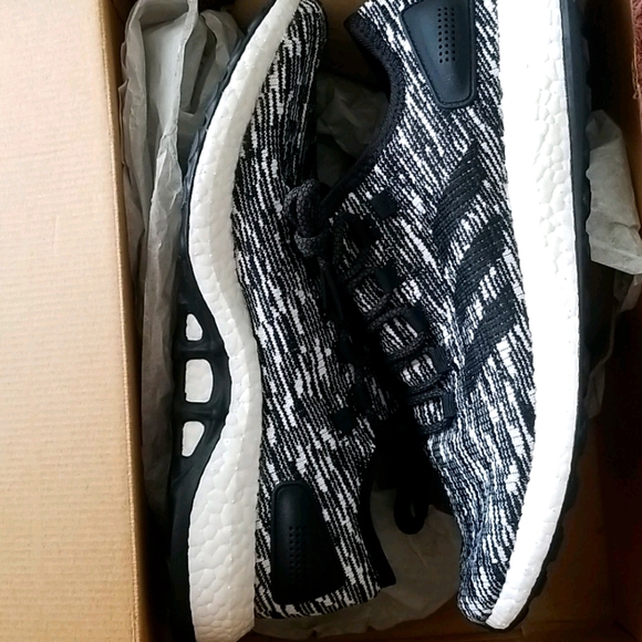 Adidas Pureboost Running Shoe Mens Size 11 - Picture 1 of 3